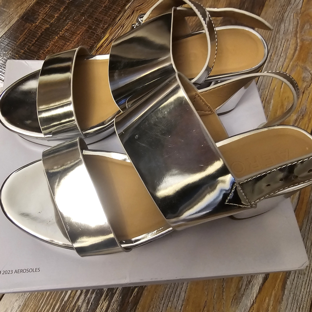 AEROSOLES Silver Platform Sandals with Block Heel